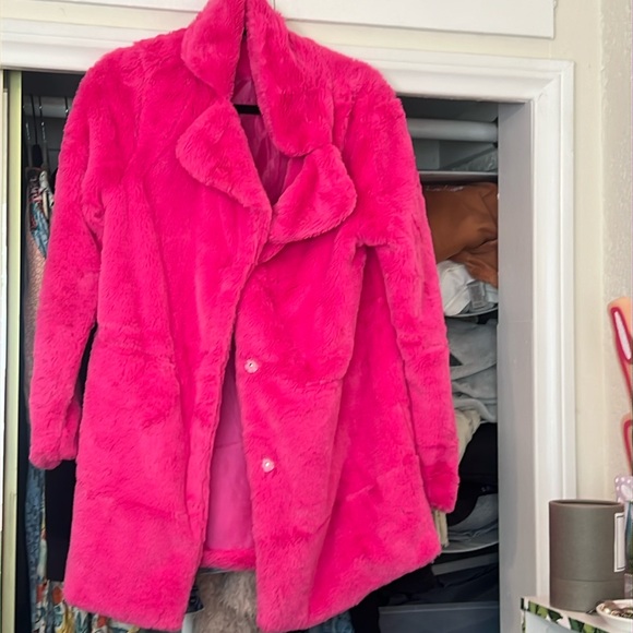 TOPONSKY | S | Winter Warm Lapel Faux Fur + Inner Lining | worn 1x for Halloween - Picture 2 of 5